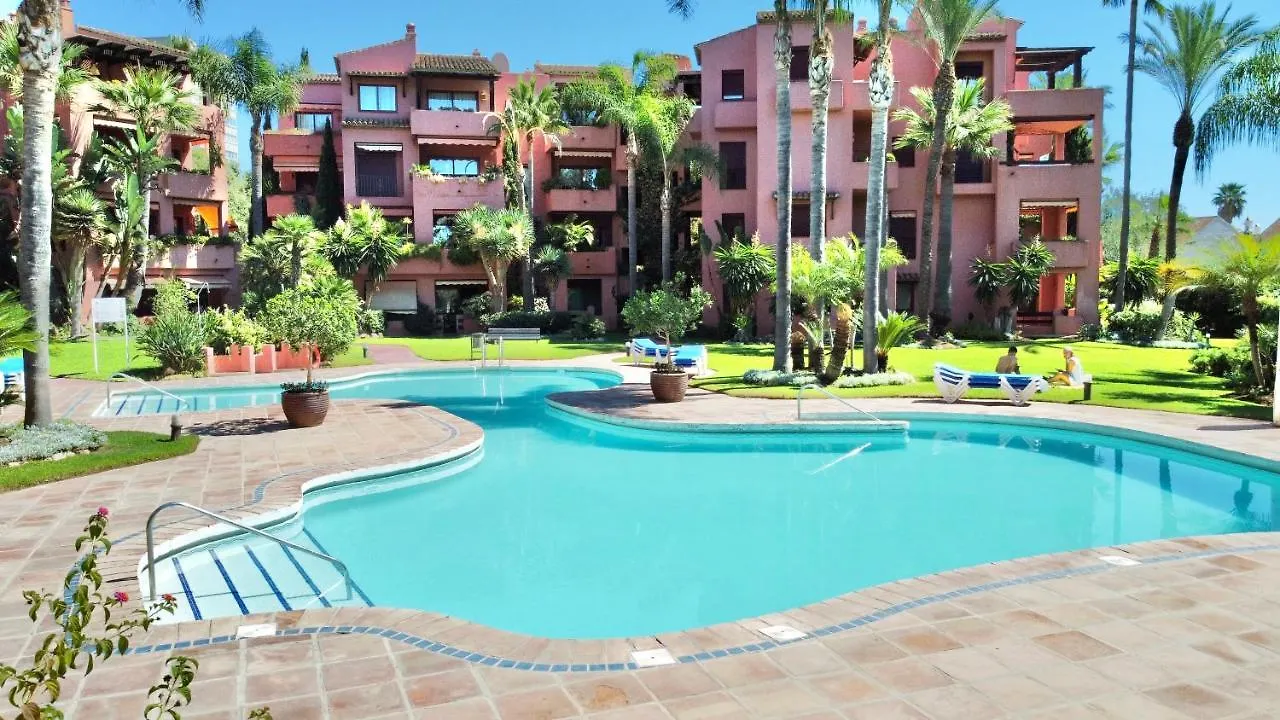 Alicate Beachfront Marbella - Eaw Homes